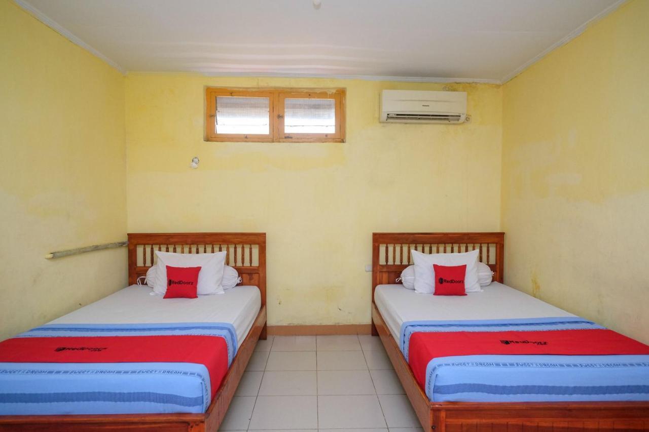 Reddoorz Near Pelabuhan Nusantara Parepare Exterior foto